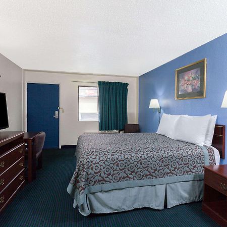 Days Inn By Wyndham Oklahoma City Fairground Kültér fotó